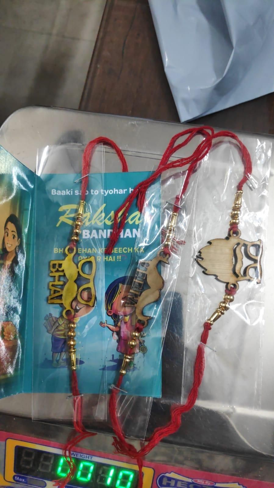 Best Bhai in the Galaxy Rakhi Gift – Bottle with 3 Rakhis