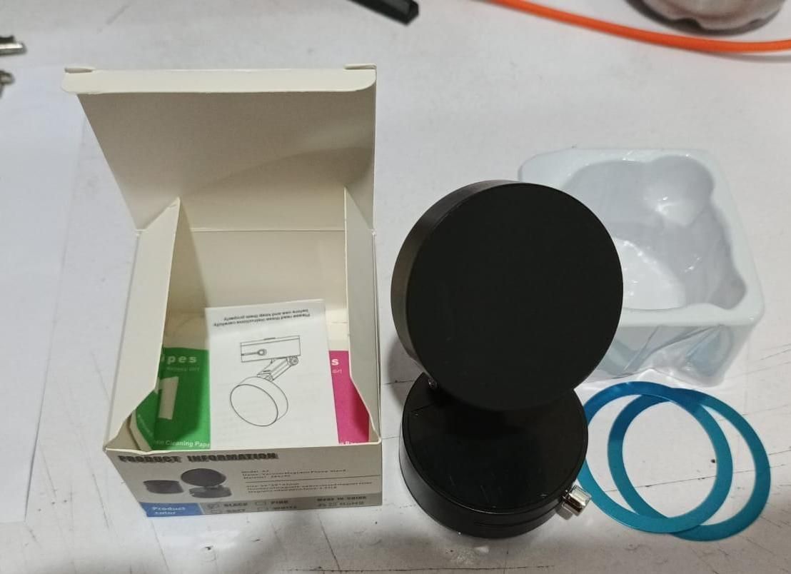 Vacuum Magnetic Suction Phone Holder – 360° Rotatable