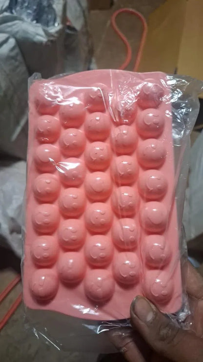Plastic Round Ice Cube Tray – 33 Cavities (Reusable)