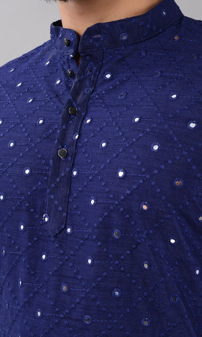 Villain Men’s Silk Blend Kurta with Mandarin Collar & Mirror Work